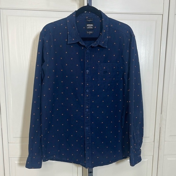 Prana Men's Slim Fit Navy Blue Shirt with Small Red Triangle Pattern Sz L - Picture 1 of 10